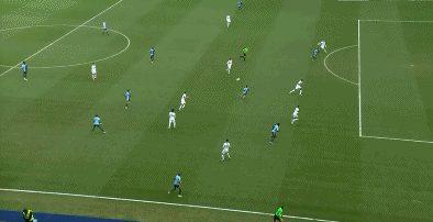 法甲半场:多纳鲁马10分钟染红 姆巴佩进球+进球被判无效 巴黎1-0勒阿弗尔