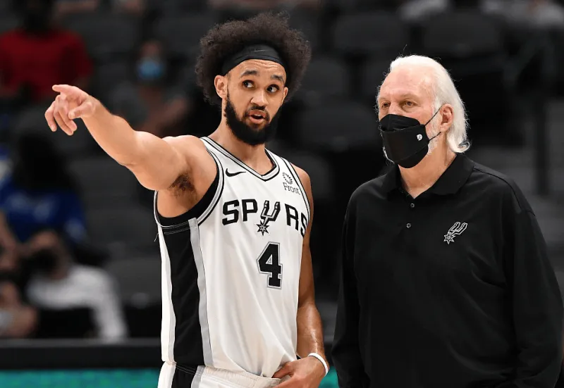 近几年离开马刺后夺得总冠军的球员：伦纳德、格林、福布斯、怀特等